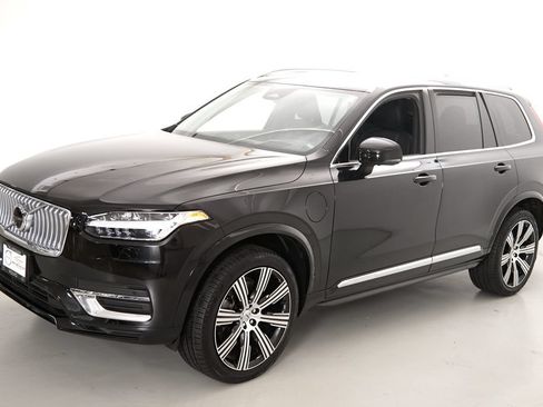 Used 2024 Volvo XC90 T8 Ultimate w/ Protection Package Premier AWD/4WD image 6