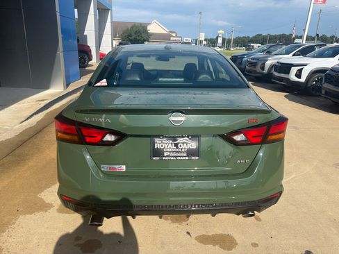 Used 2025 Nissan Altima 2.5 SR AWD/4WD image 4