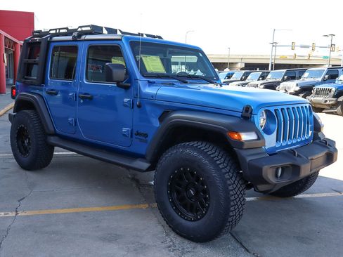 Used 2021 Jeep Wrangler Unlimited Sport S image 3