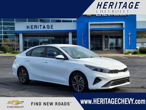 Used 2024 Kia Forte LXS FWD image 1