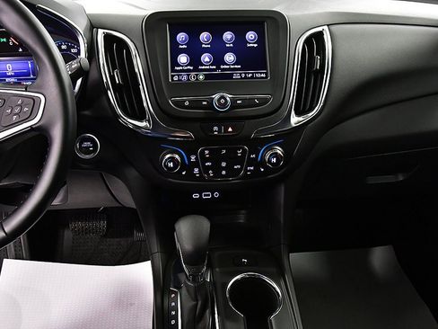 Used 2023 Chevrolet Equinox LT image 25