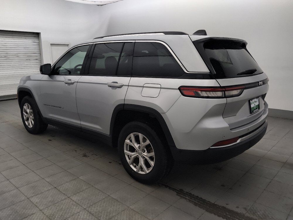 Used 2022 Jeep Grand Cherokee Limited RWD image 3