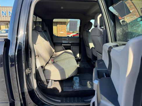 Used 2018 Ford F150 XLT w/ Equipment Group 302A Luxury image 14