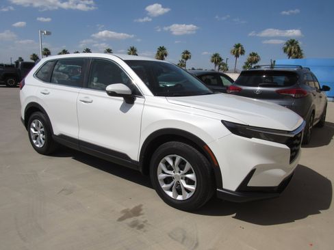 Certified 2023 Honda CR-V LX image 2