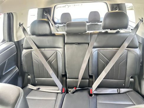 Used 2025 Hyundai Santa Fe SEL image 40