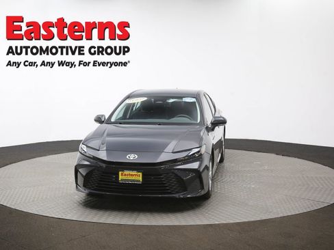 Used 2025 Toyota Camry LE FWD image 52