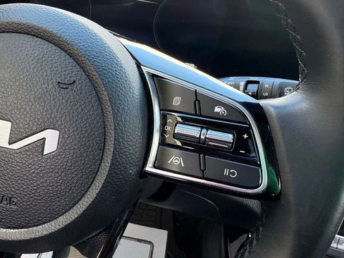 Used 2025 Kia Seltos EX image 30