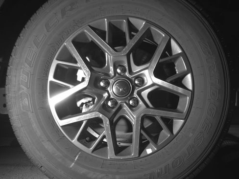 Used 2025 Jeep Wrangler Sahara AWD/4WD image 13