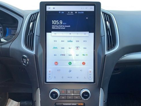 Certified 2022 Ford Edge SEL w/ Convenience Package image 11