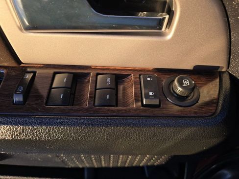 Used 2015 Ford Expedition EL King Ranch image 26