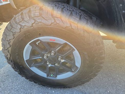 Used 2019 Jeep Wrangler Unlimited Rubicon AWD/4WD image 24