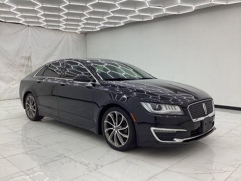 Used 2019 Lincoln MKZ Reserve w/ Reserve Plus Package AWD/4WD image 7