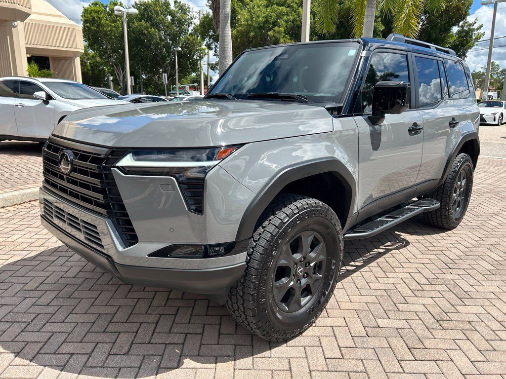 Used 2025 Lexus GX 550 AWD/4WD image 7