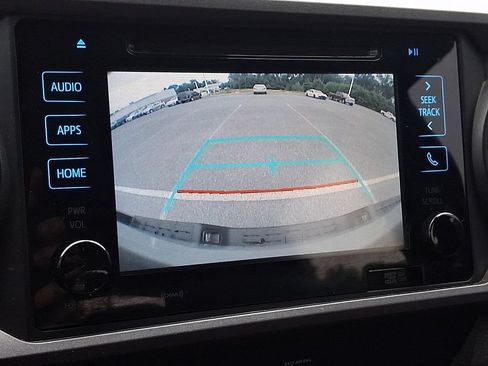 Used 2019 Toyota Tacoma TRD Sport w/ Four Season Floor Mat Package AWD/4WD image 17