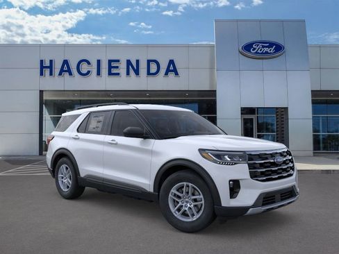 New 2026 Ford Explorer Active w/ Active Comfort Package image 7