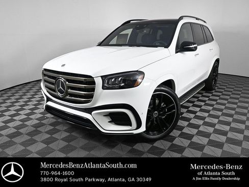 New 2026 Mercedes-Benz GLS 580 4MATIC image 1