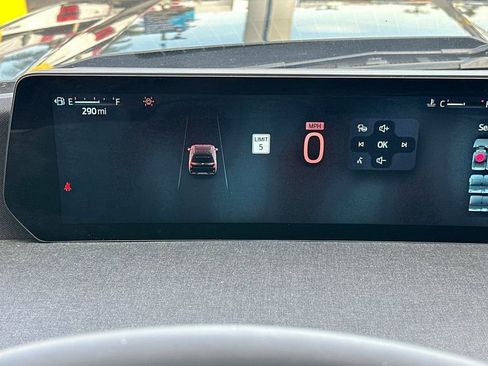 Certified 2025 Ford Expedition Max Active image 28