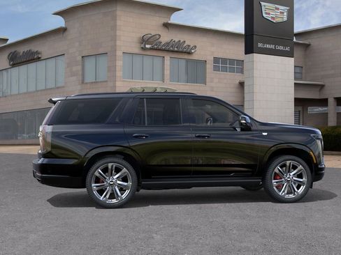 Used 2026 Cadillac Escalade Sport w/ Touring Package AWD/4WD image 5