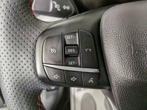 Used 2023 Ford Escape ST-Line image 21