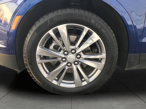 Certified 2025 Cadillac XT5 Premium Luxury image 3