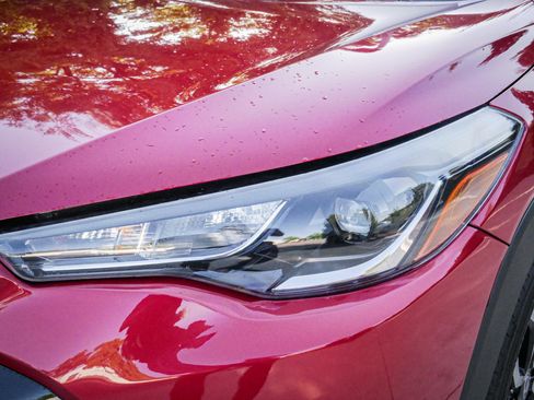 Used 2023 Toyota Corolla Cross SE AWD/4WD image 6