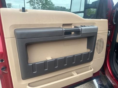 Used 2016 Ford F250 XLT w/ XLT Value Package AWD/4WD image 19