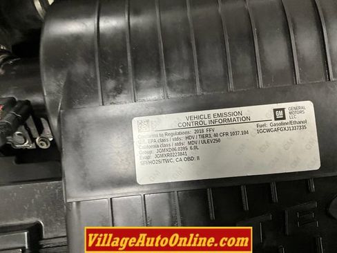 Used 2018 Chevrolet Express 2500 w/ Driver Convenience Package RWD image 30