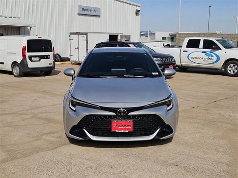 Used 2023 Toyota Corolla SE image 9