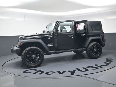 Used 2016 Jeep Wrangler Unlimited Sport image 22