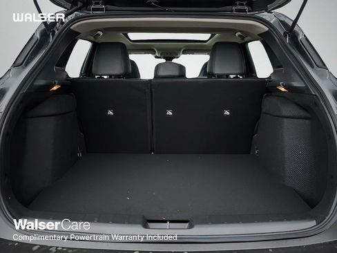 New 2026 Nissan Kicks SR image 8