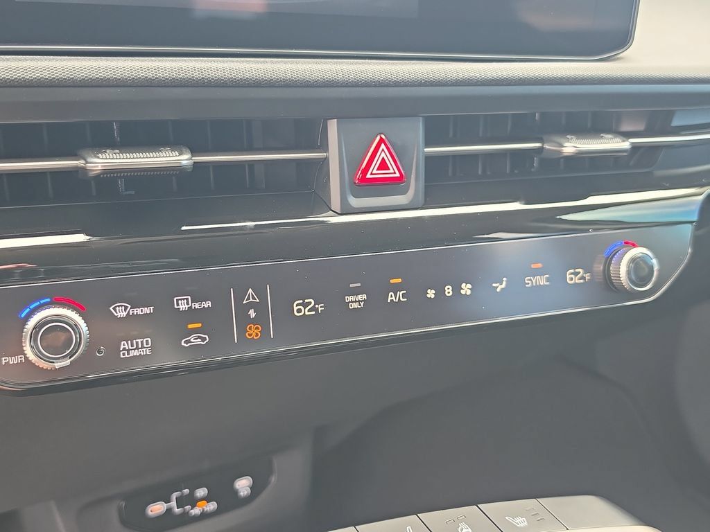 New 2026 Kia EV6 Light AWD/4WD image 24