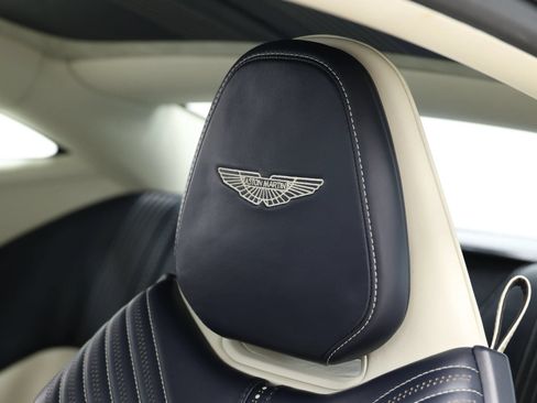 Used 2019 Aston Martin DB11 Coupe RWD image 20