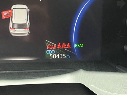 Used 2022 Toyota RAV4 XSE AWD/4WD image 14