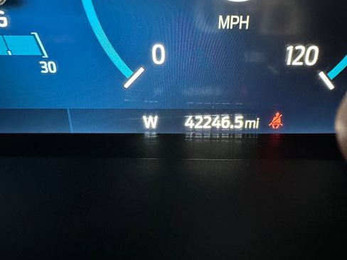 Used 2023 Ford F150 Lariat w/ Equipment Group 502A High image 26