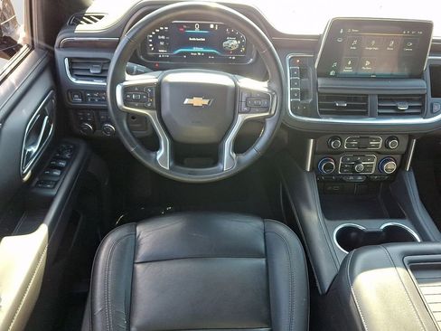 Used 2023 Chevrolet Tahoe LT w/ Luxury Package AWD/4WD image 13