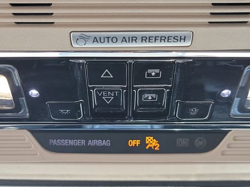 Used 2023 Lincoln Corsair AWD w/ Equipment Group 102A image 31