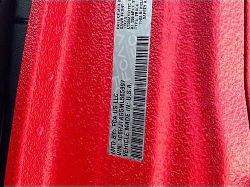 Used 2021 Jeep Gladiator Sport AWD/4WD image 36
