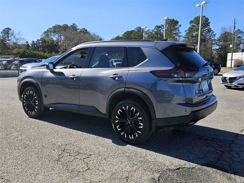 New 2026 Nissan Rogue SV image 9