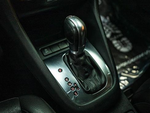 Used 2014 Volkswagen Jetta TDI image 19