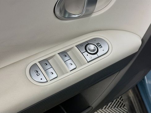 Used 2024 Hyundai Ioniq 5 SEL image 15