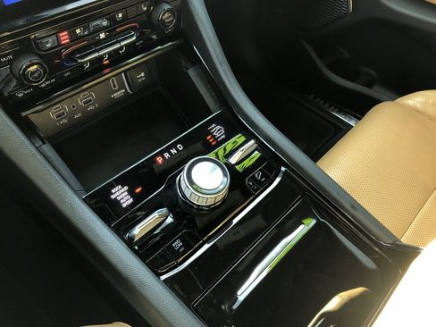 Used 2023 Jeep Grand Cherokee L Summit w/ Advanced Protech Group IV image 20