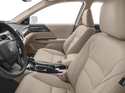 Used 2017 Honda Accord EX-L image 9