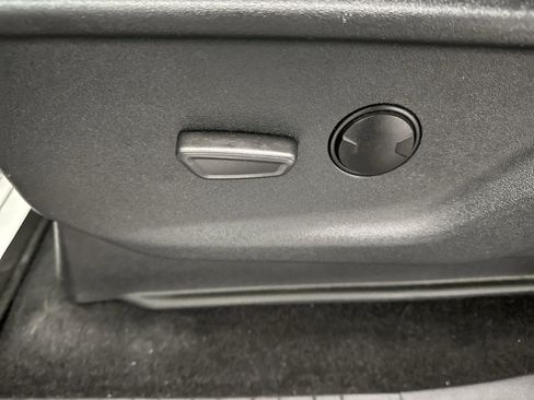 Used 2024 Ford F150 XLT w/ FX4 Off-Road Package image 24