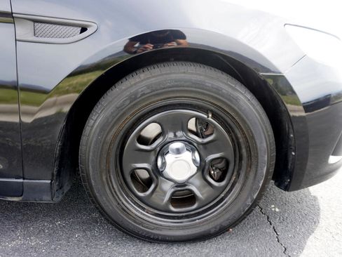 Used 2013 Ford Taurus Police Interceptor AWD image 35