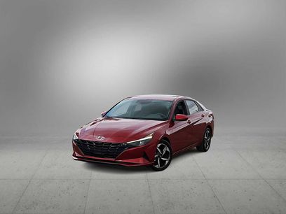 Certified 2023 Hyundai Elantra SEL w/ Convenience Package