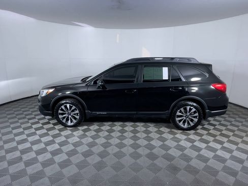 Used 2017 Subaru Outback 3.6R Limited image 6