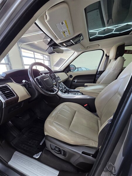 Used 2019 Land Rover Range Rover Sport HSE AWD/4WD image 13