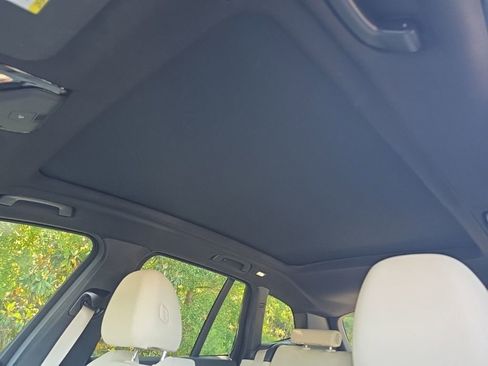 Used 2021 BMW X3 xDrive30e w/ Premium Package AWD/4WD image 9