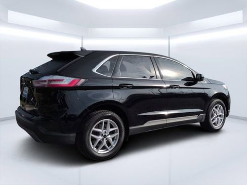 Used 2024 Ford Edge SEL AWD/4WD image 3