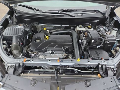 Used 2024 Chevrolet Equinox LT image 36